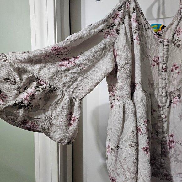 Torrid Baby Doll Cold Shoulder Top - Picture 8 of 12